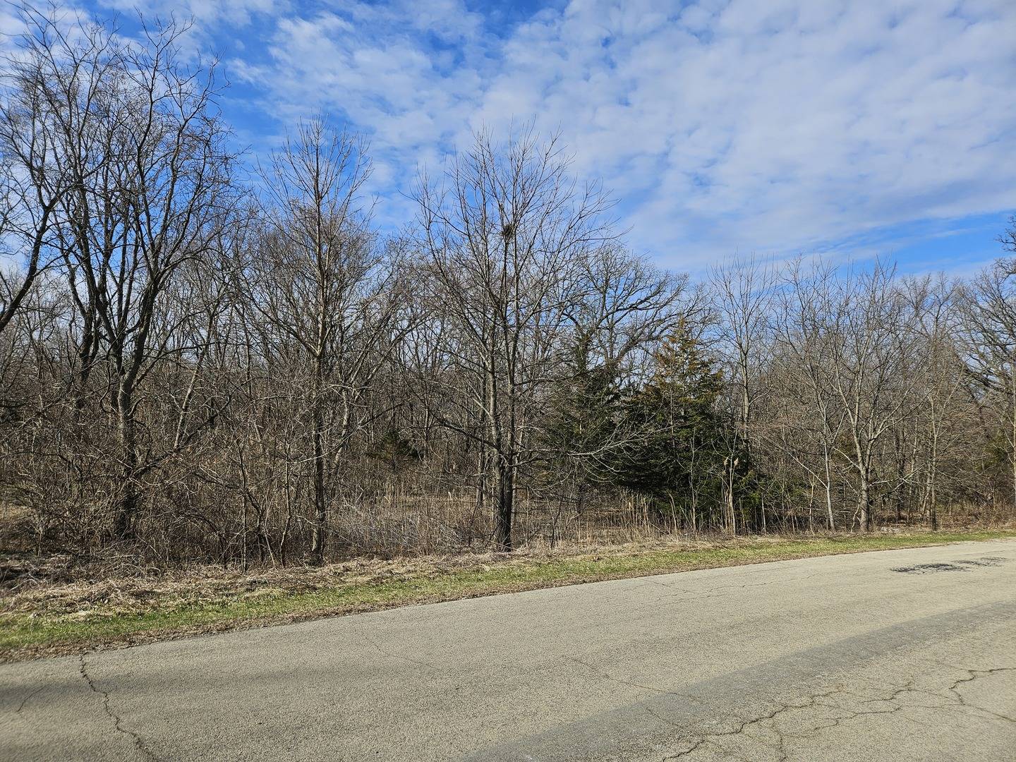 2616 N 3689th RD, Sheridan, IL 60551