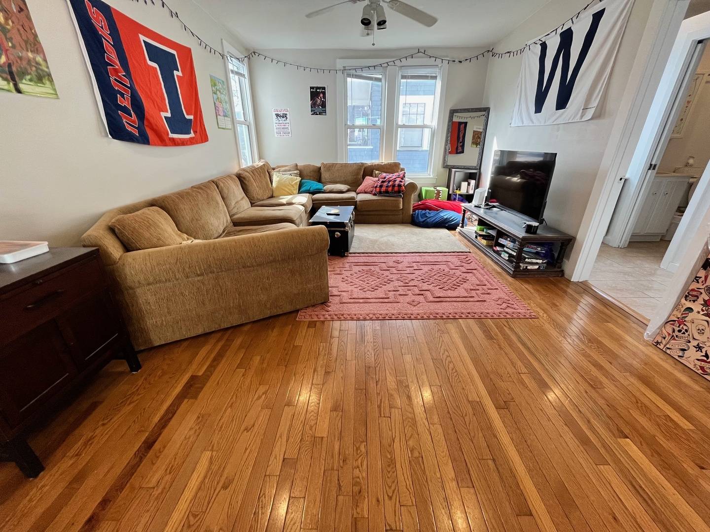706 W High ST, Urbana, IL 61801