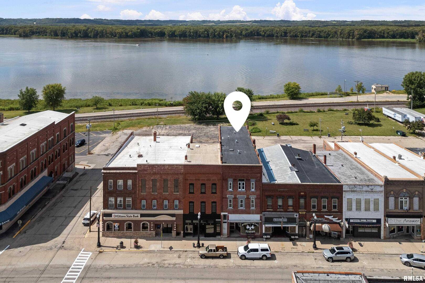 309 Main ST, Savanna, IL 61074