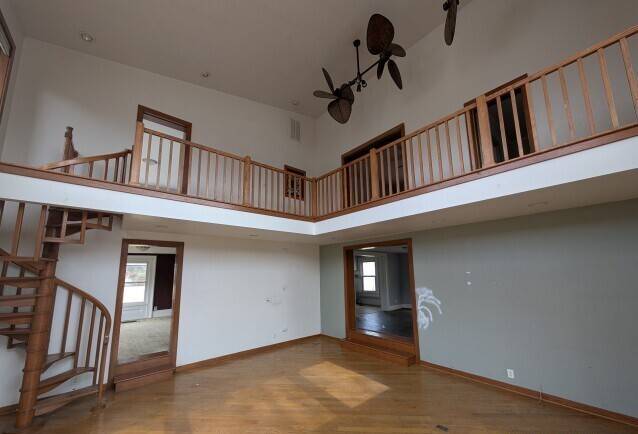 714 E County Line RD, Sparland, IL 61565