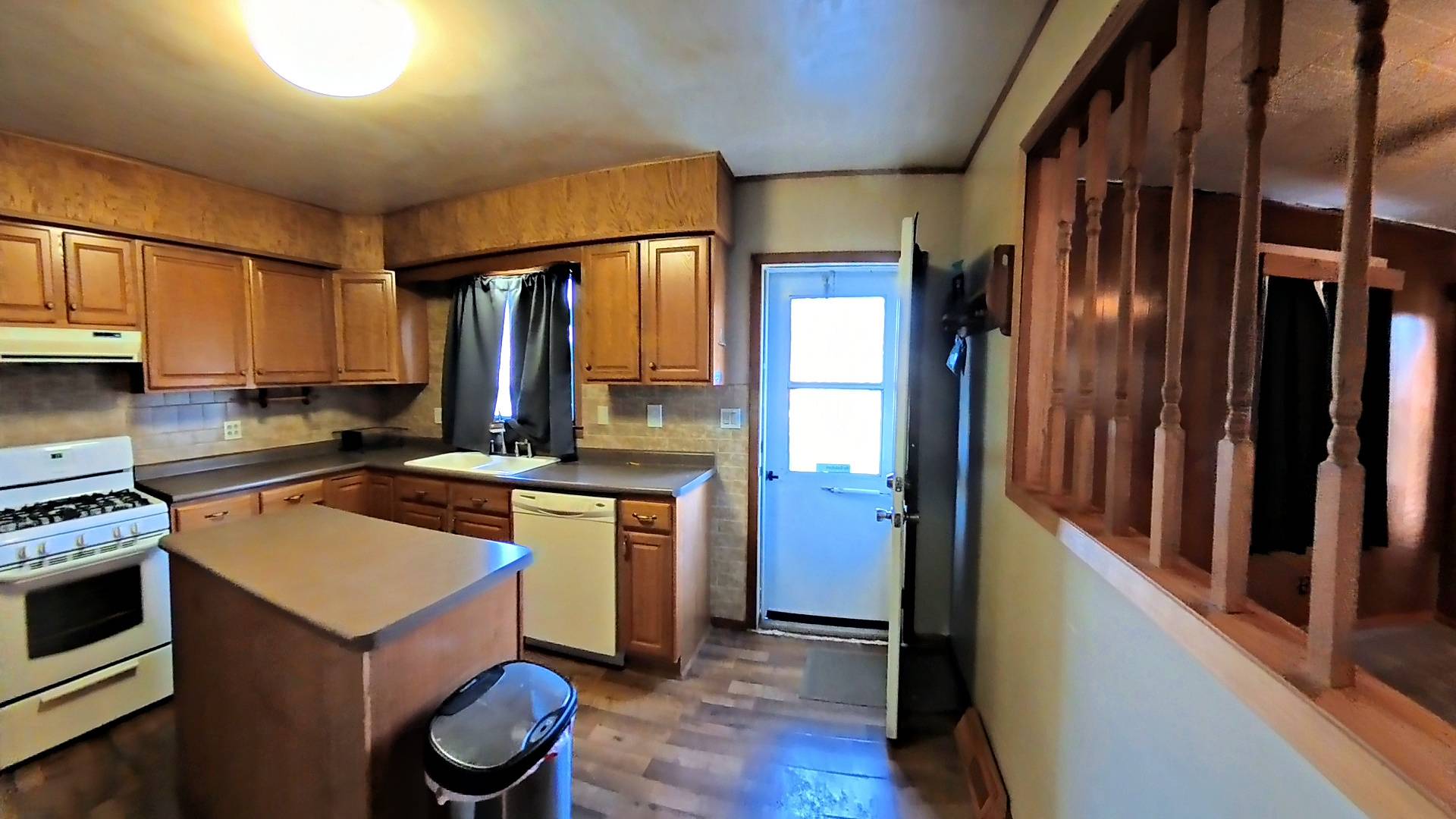 206 E 4th ST, Streator, IL 61364