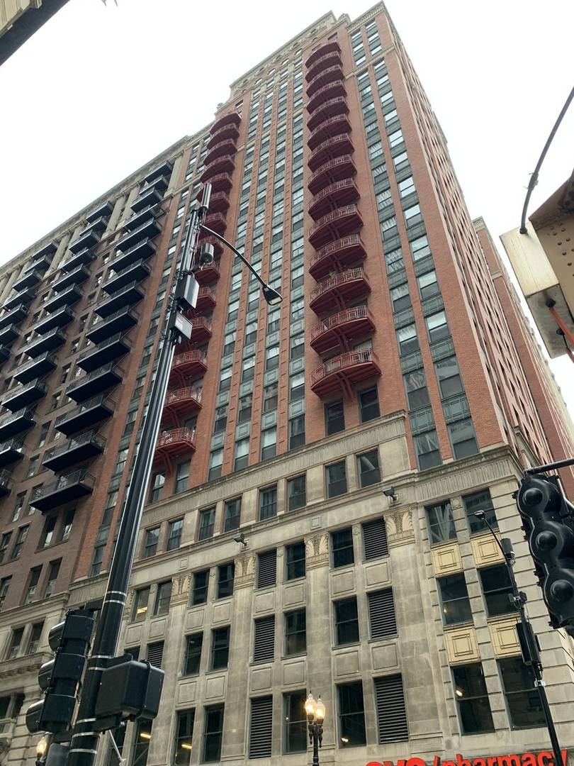 208 W Washington ST #1403, Chicago, IL 60606