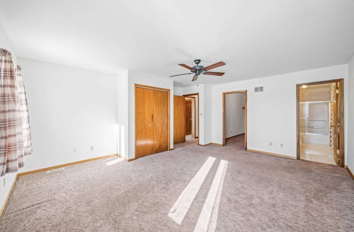 421 E Church ST, Sandwich, IL 60548