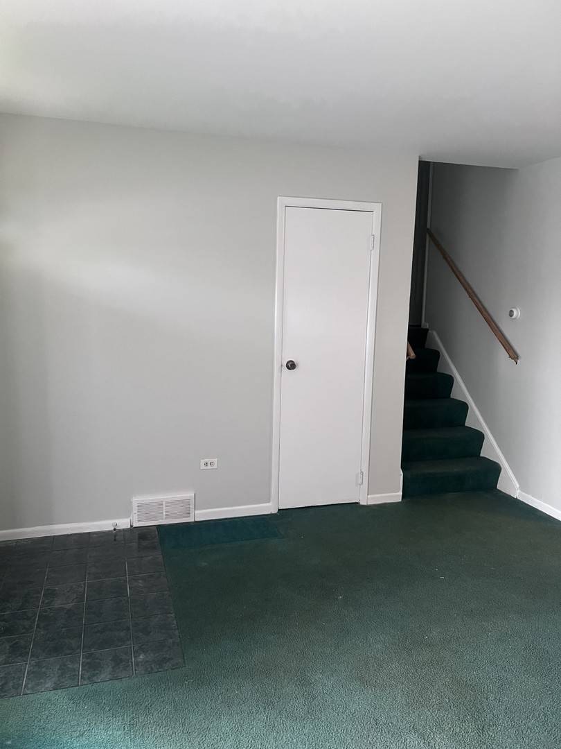 105 E Center ST, Glenwood, IL 60425