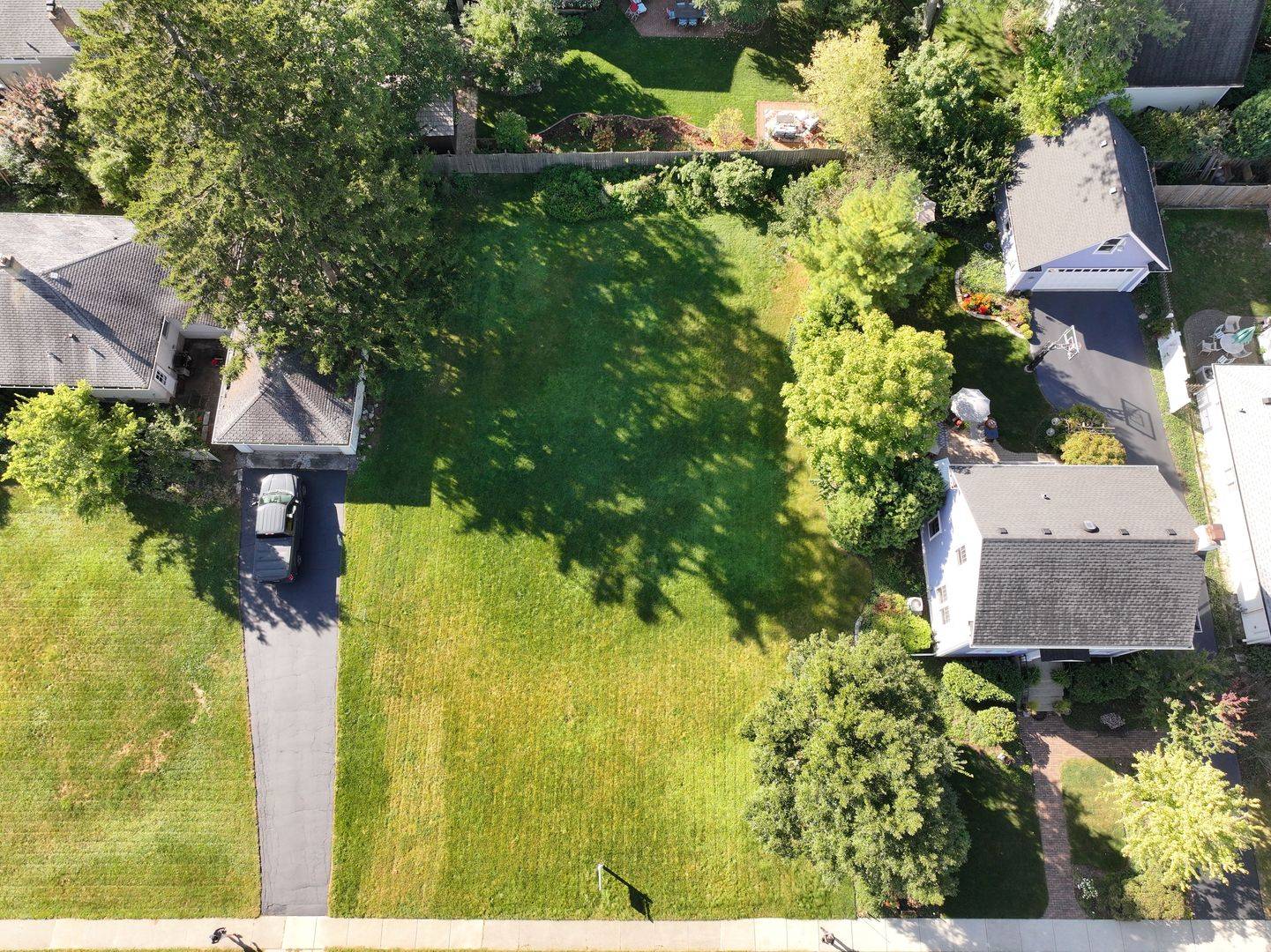 114 W Prairie AVE, Wheaton, IL 60187