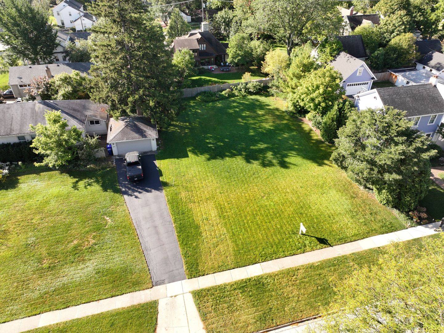 114 W Prairie AVE, Wheaton, IL 60187