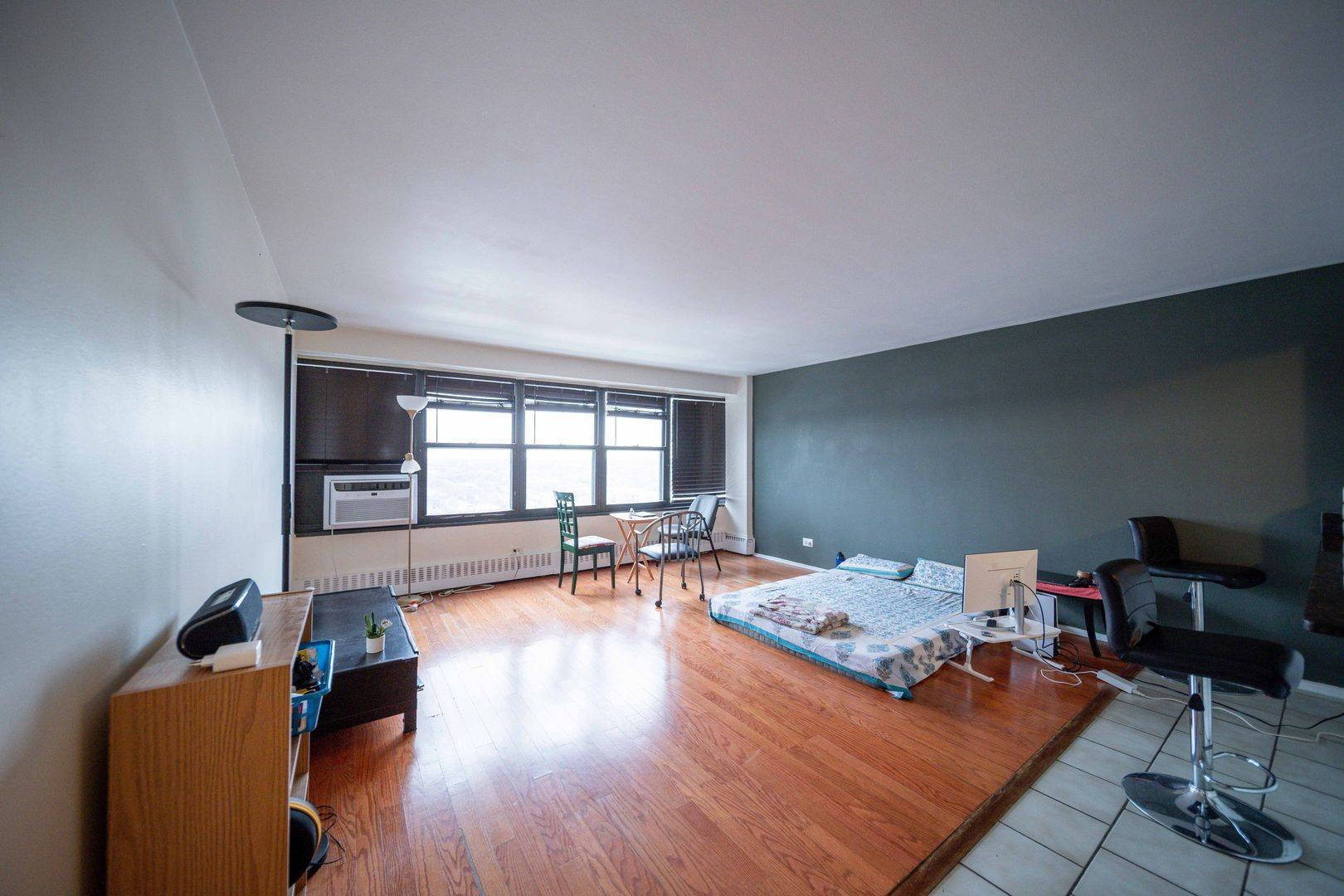 6030 N Sheridan RD #2011, Chicago, IL 60660