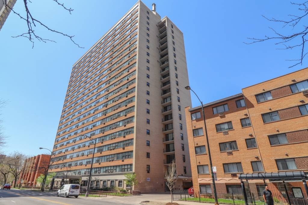 6030 N Sheridan RD #2011, Chicago, IL 60660