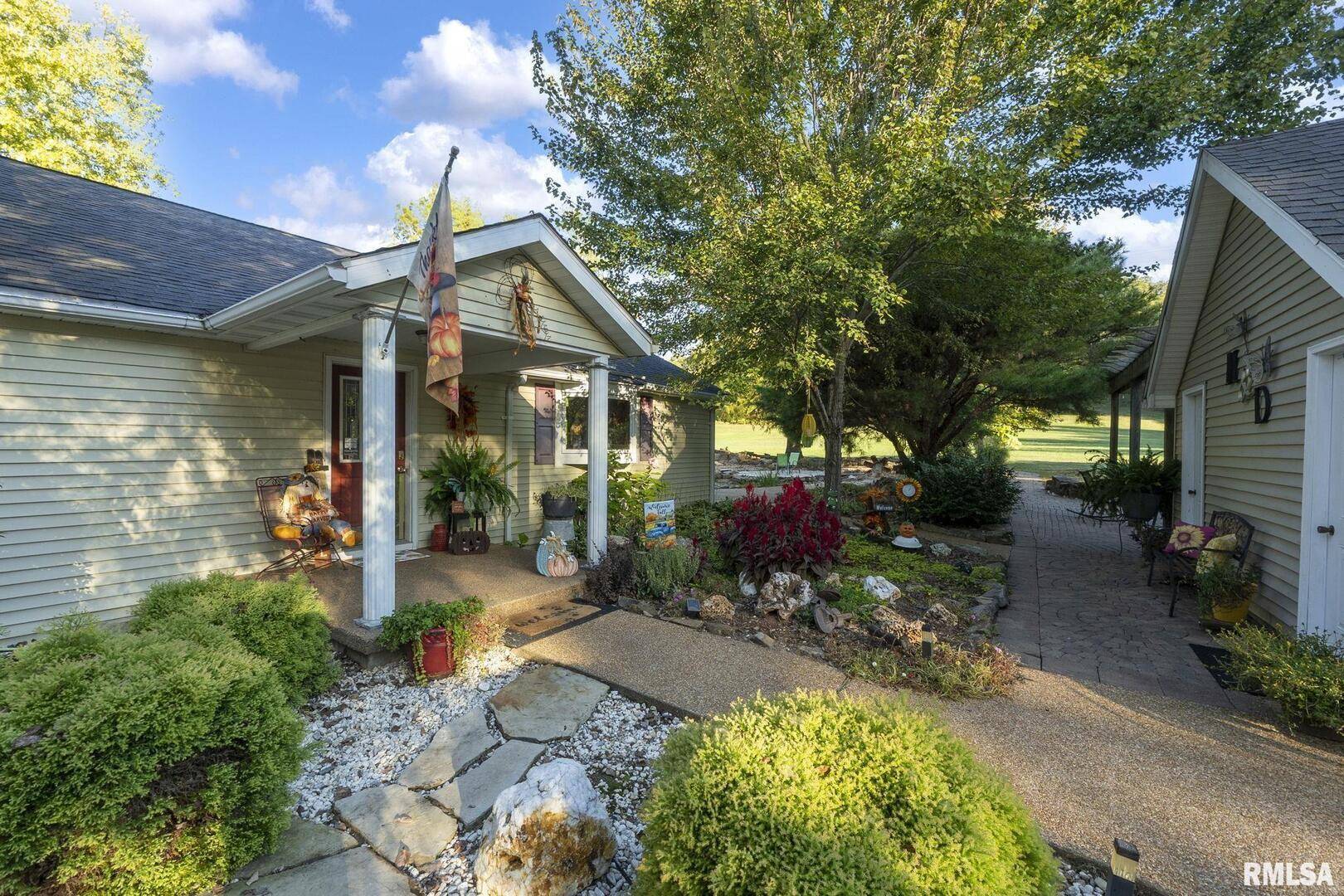 1810 Berryville RD, Jonesboro, IL 62952