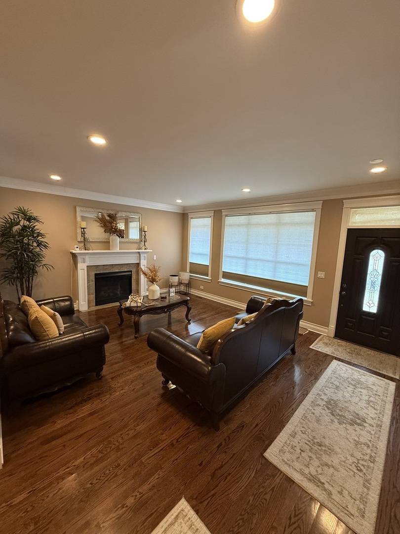3847 E 110th ST, Chicago, IL 60617