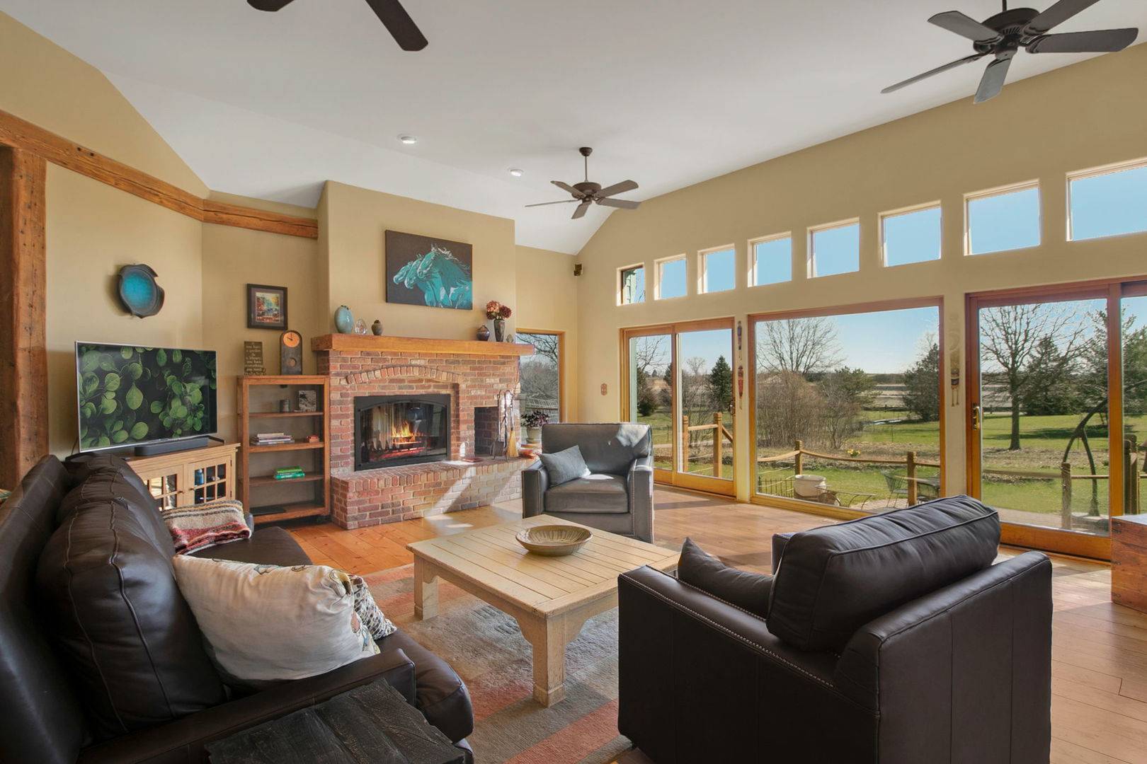 859 Old Kirk RD, Geneva, IL 60134