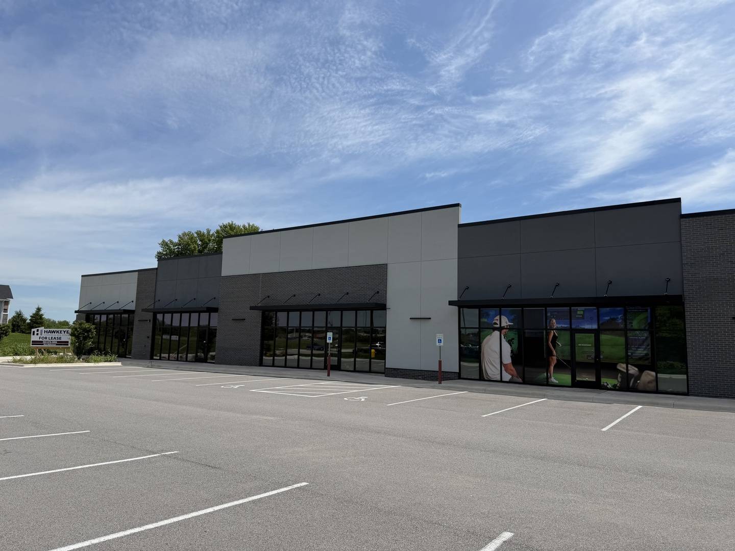 2584 Middle RD, Bettendorf, IA 52722