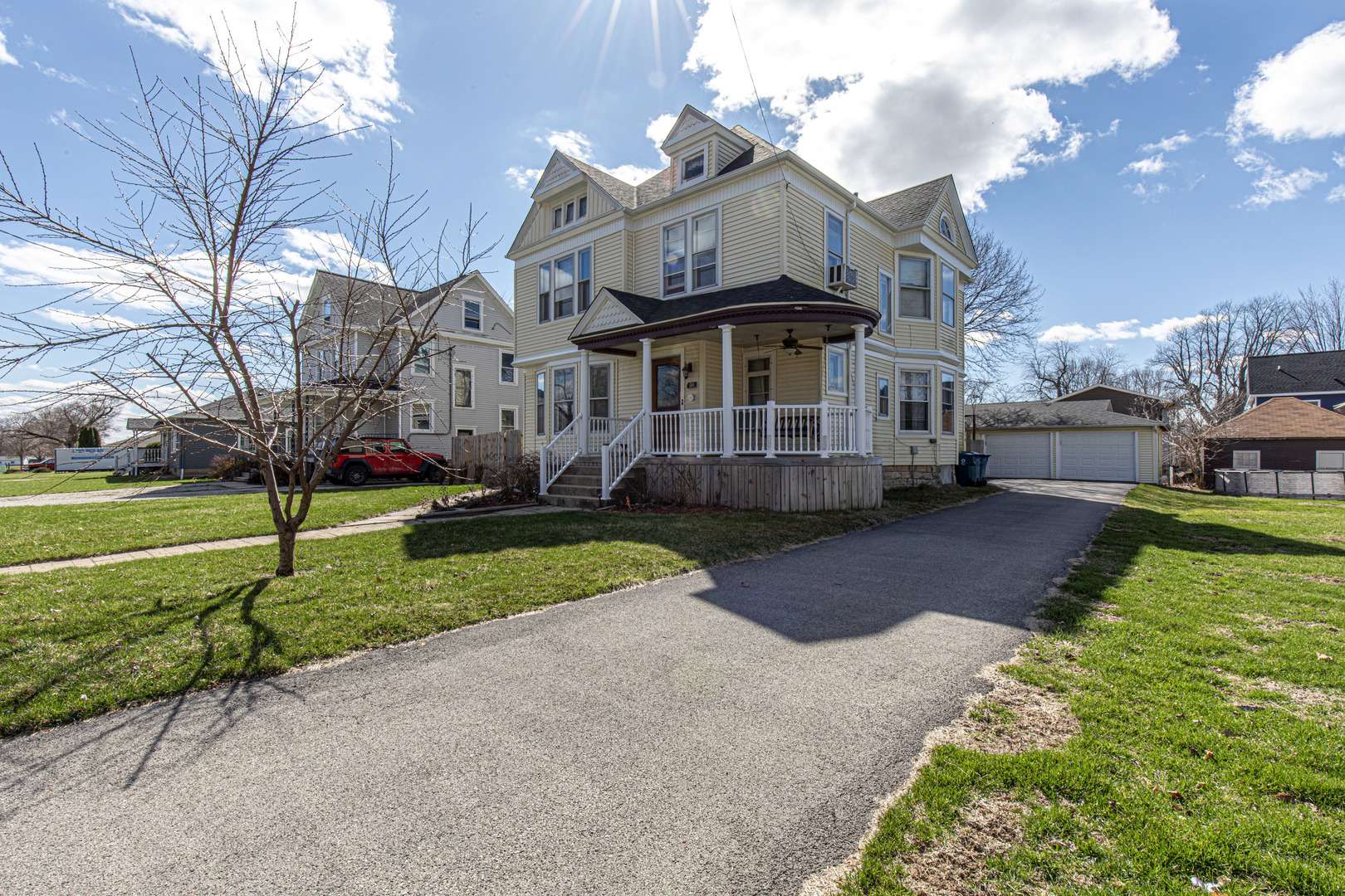 504 Stilson ST, Earlville, IL 60518