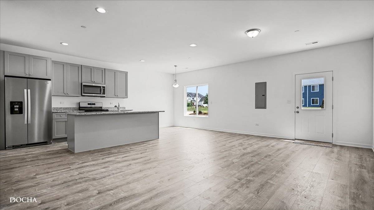 1233 Gillespie LN, Yorkville, IL 60560