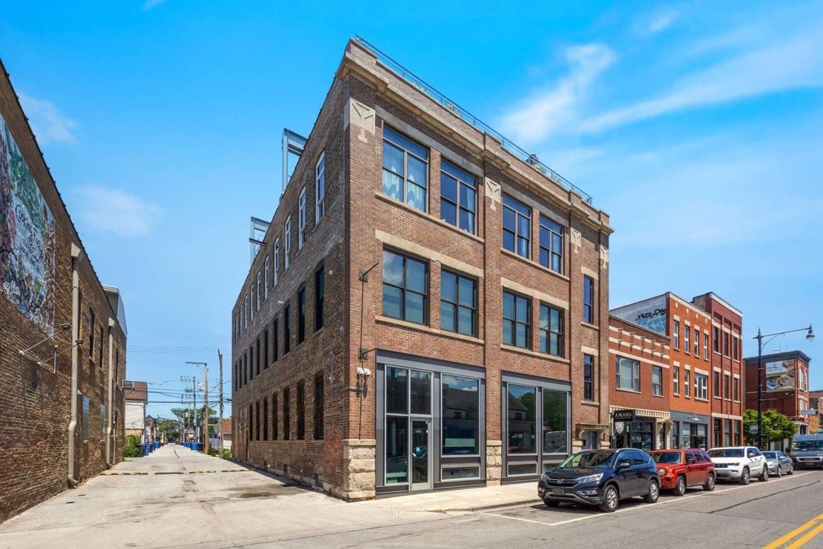 1910 W North AVE, Chicago, IL 60622