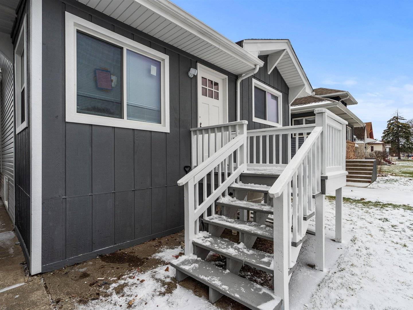 319 156th PL, Calumet City, IL 60409