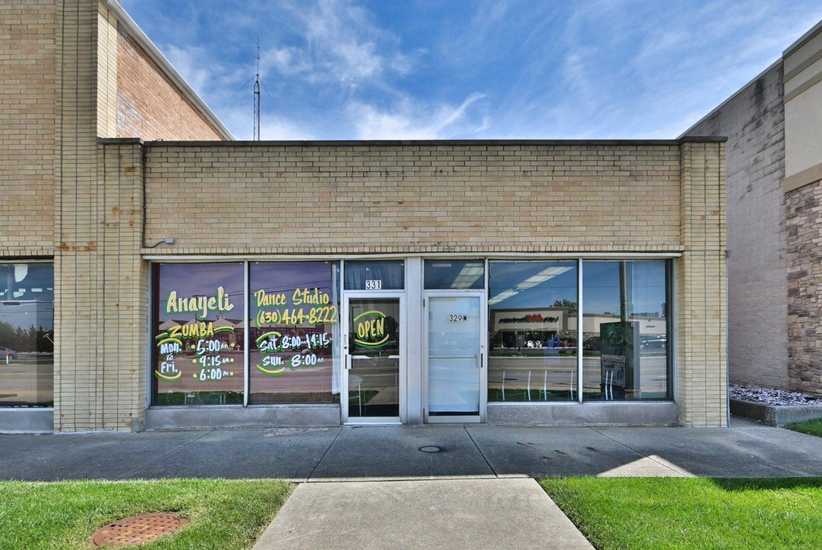 329-31 N Addison RD, Addison, IL 60101