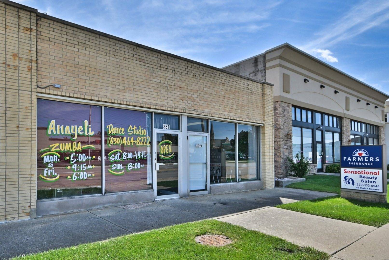 329-31 N Addison RD, Addison, IL 60101