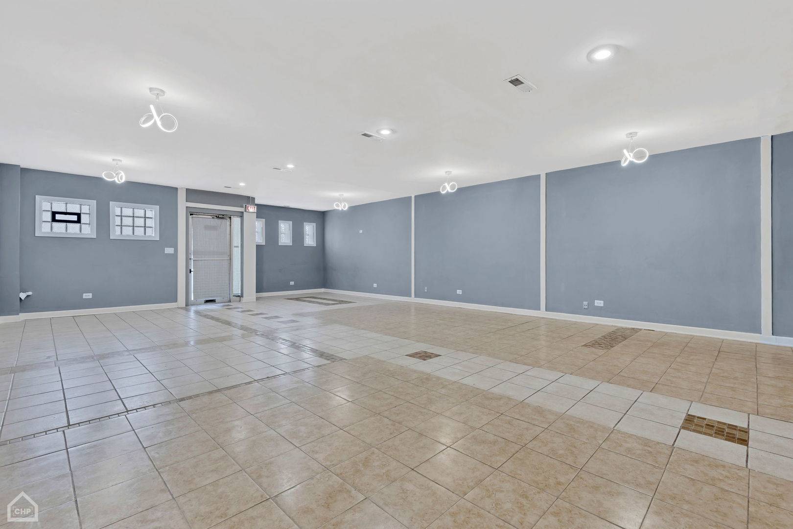 8036 S WESTERN AVE, Chicago, IL 60620