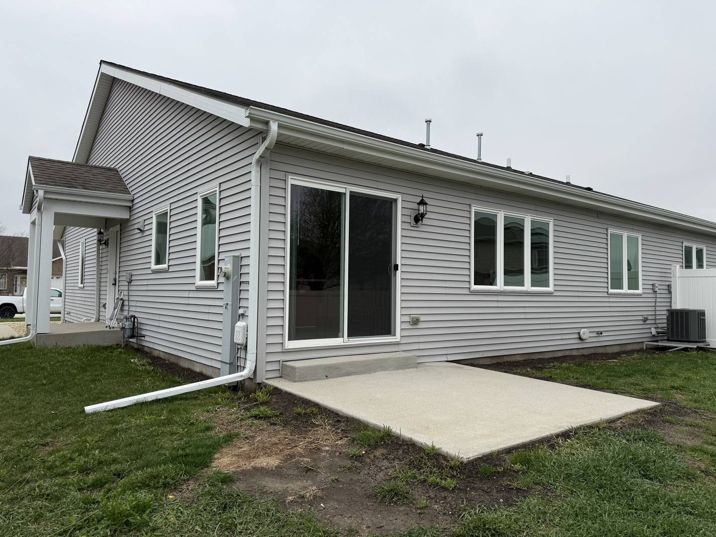 922 Bergera ST W, Braidwood, IL 60408