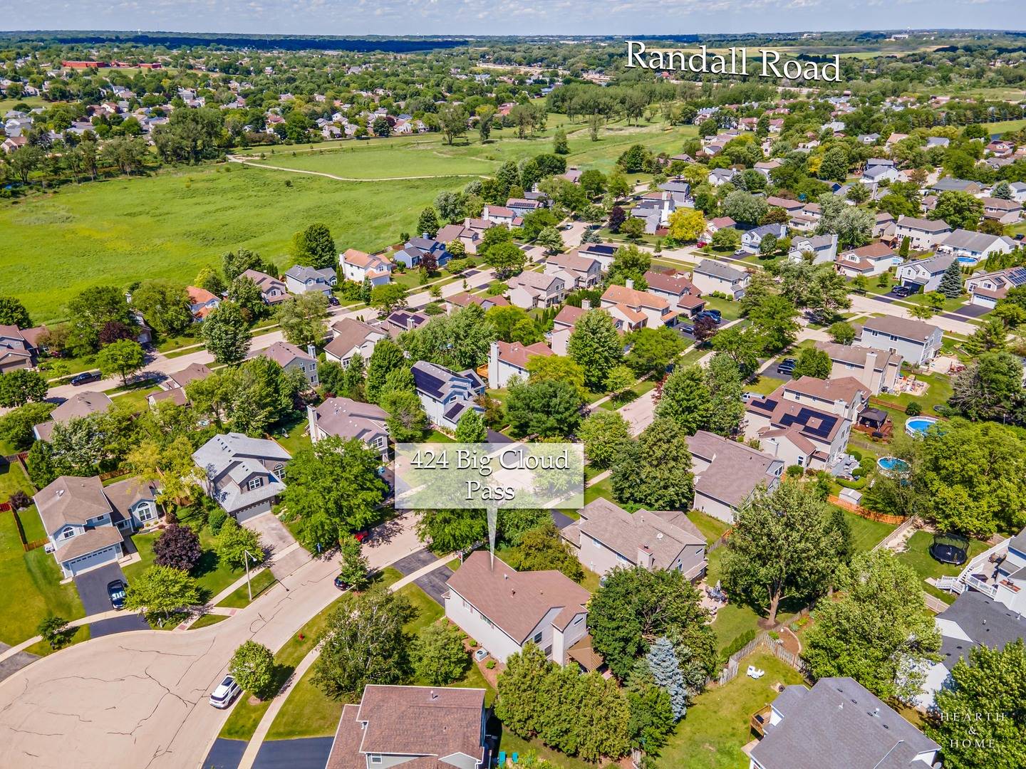 424 Big Cloud PASS, Lake In The Hills, IL 60156