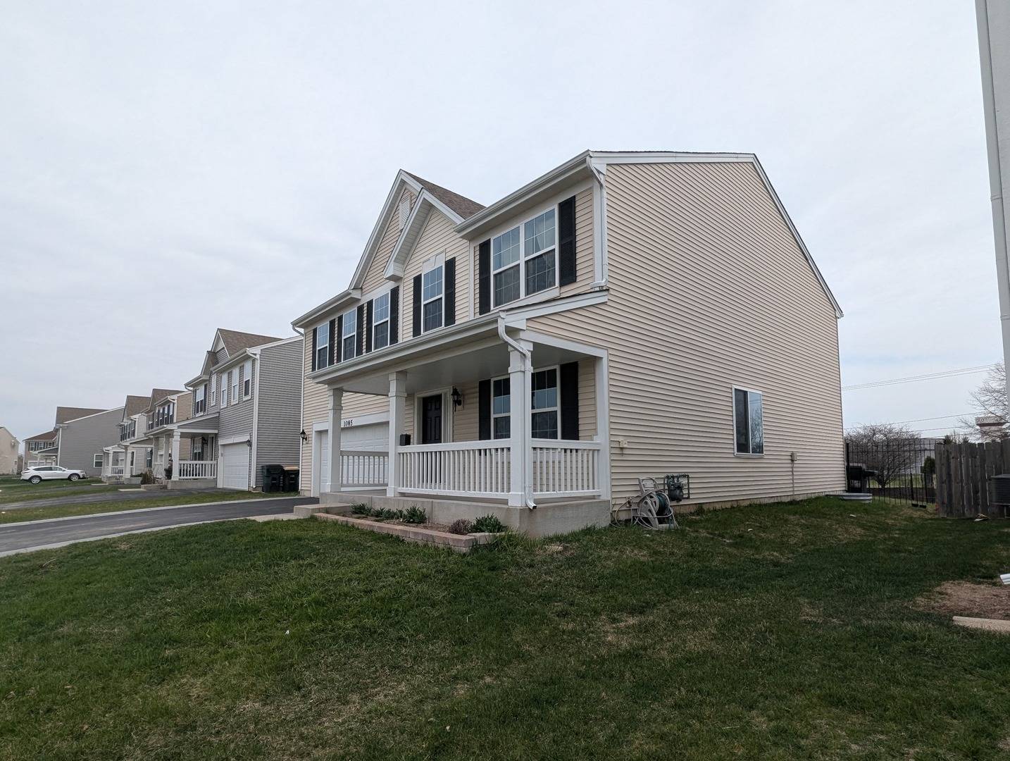 1085 Adagio DR, Volo, IL 60073