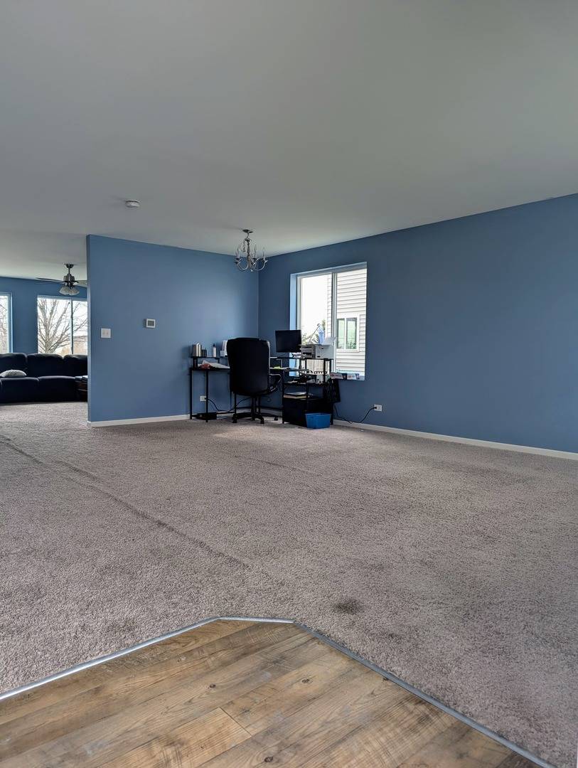 1085 Adagio DR, Volo, IL 60073