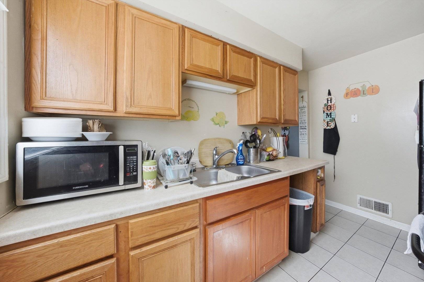 9553 S Greenwood AVE, Chicago, IL 60628