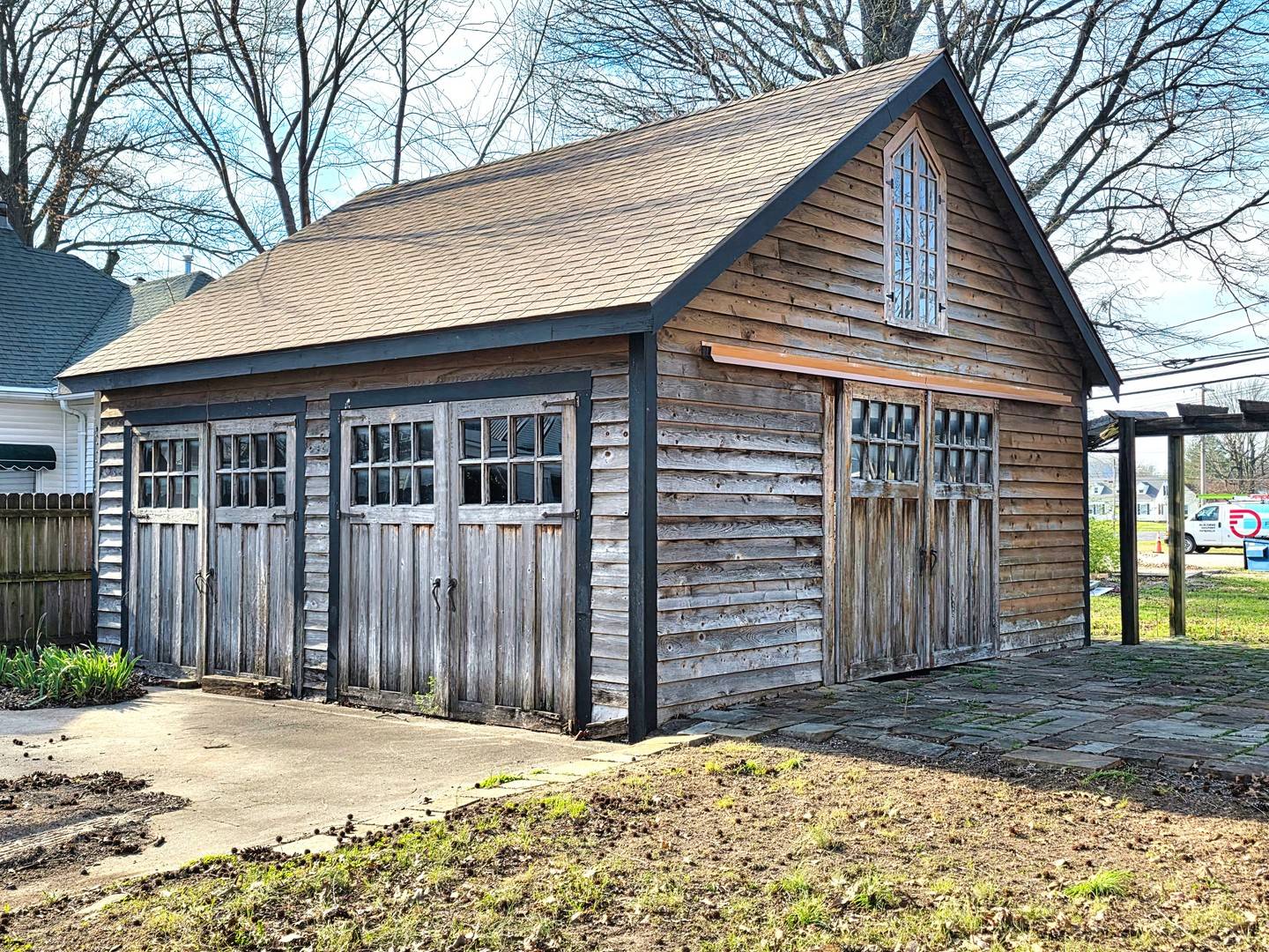 102 W 3rd ST, Flora, IL 62839