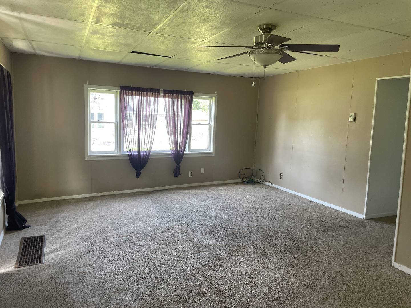 224 S Main ST W, Kingston, IL 60145