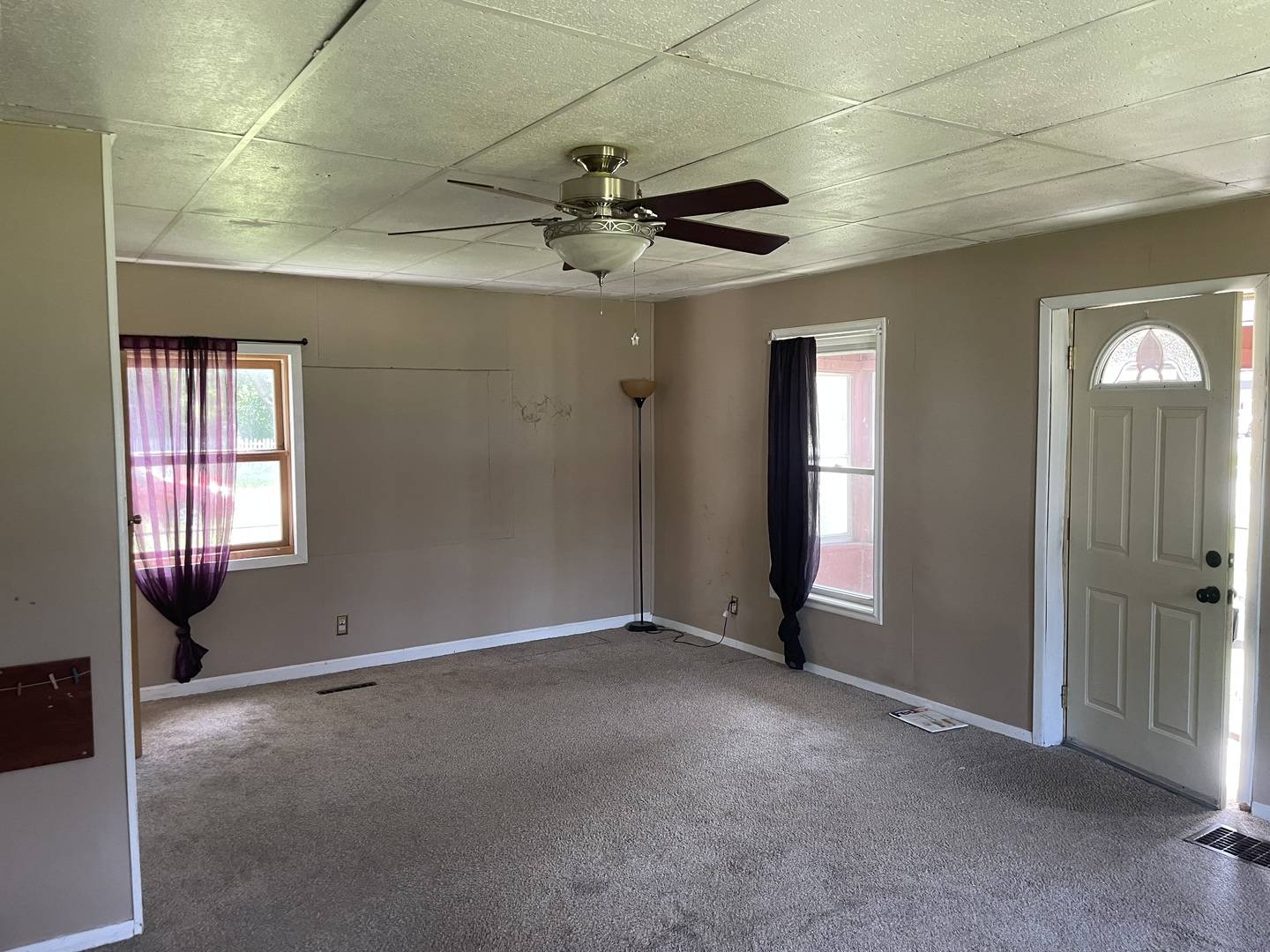 224 S Main ST W, Kingston, IL 60145