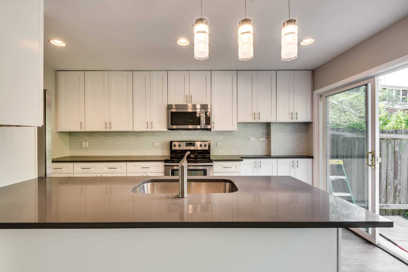 3119 Lake AVE #E, Wilmette, IL 60091
