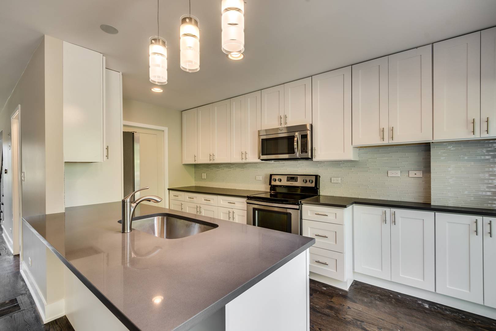 3119 Lake AVE #E, Wilmette, IL 60091