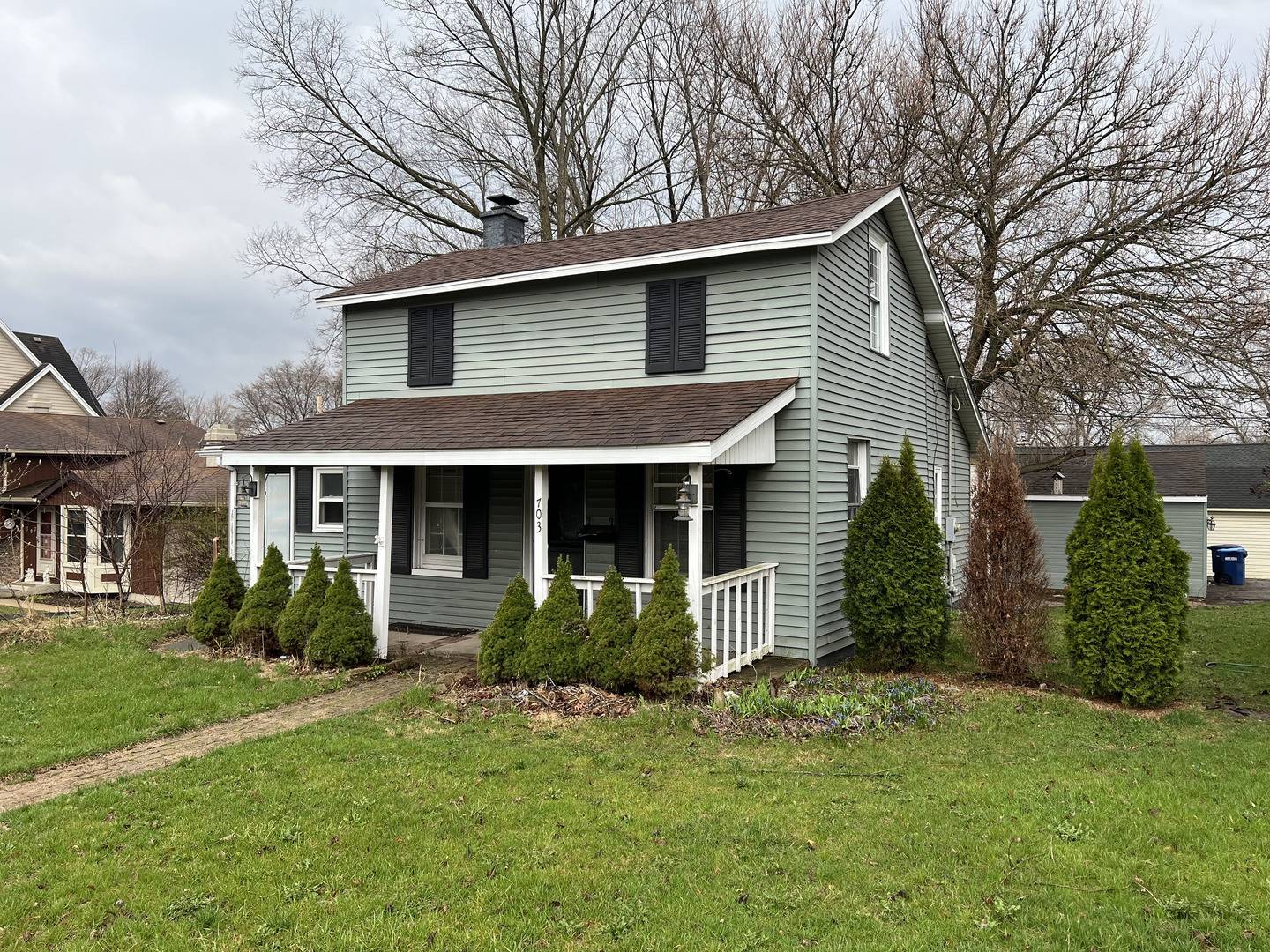 703 S 7th AVE, St. Charles, IL 60174