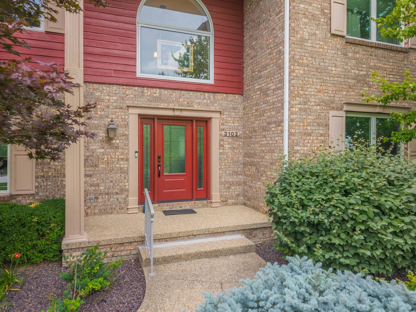 3102 Wisteria LN, Bloomington, IL 61704