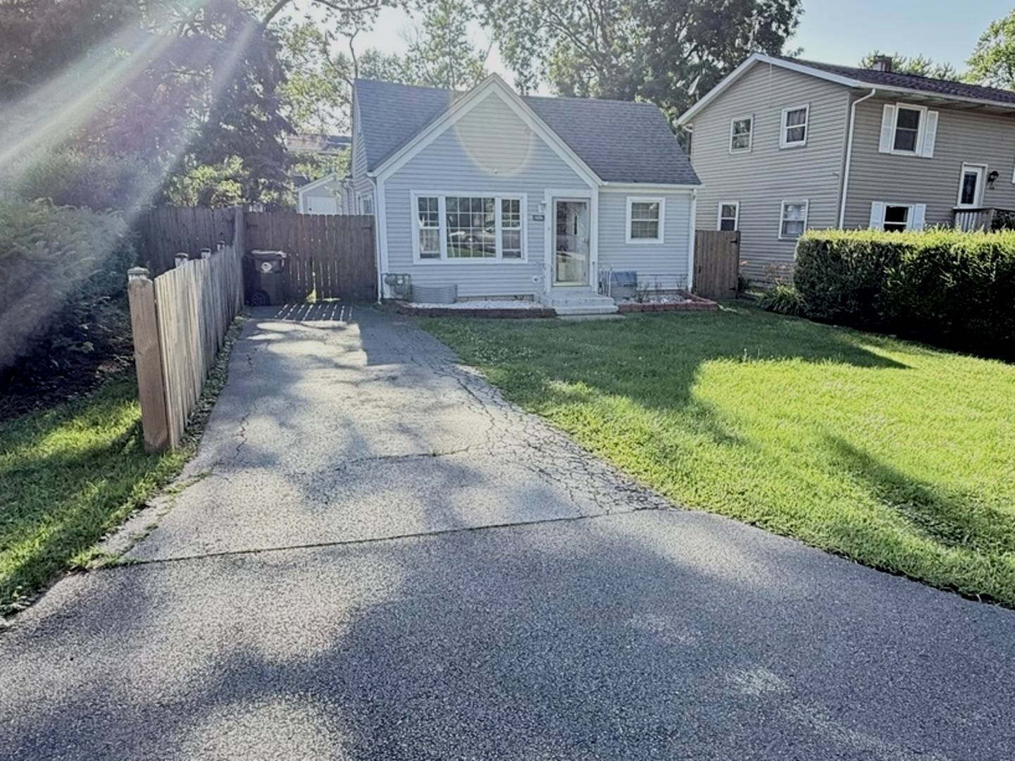 1606 Turnbull DR, Round Lake Beach, IL 60073