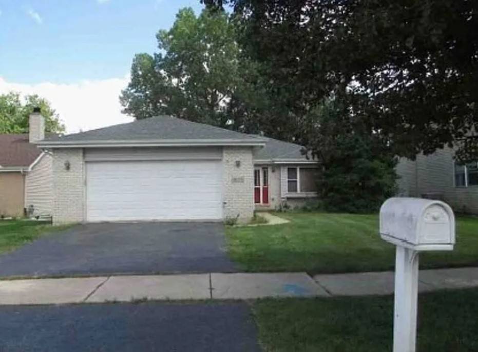 3025 Sandy Ridge DR, Steger, IL 60475