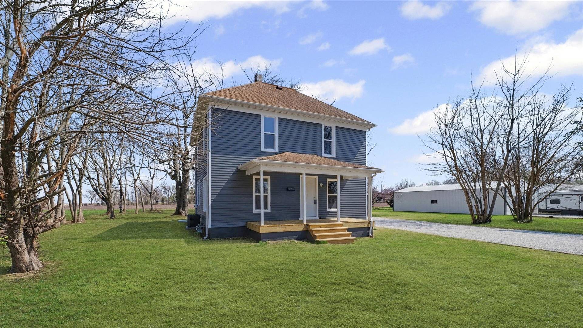 365 N Lincoln ST, Bement, IL 61813