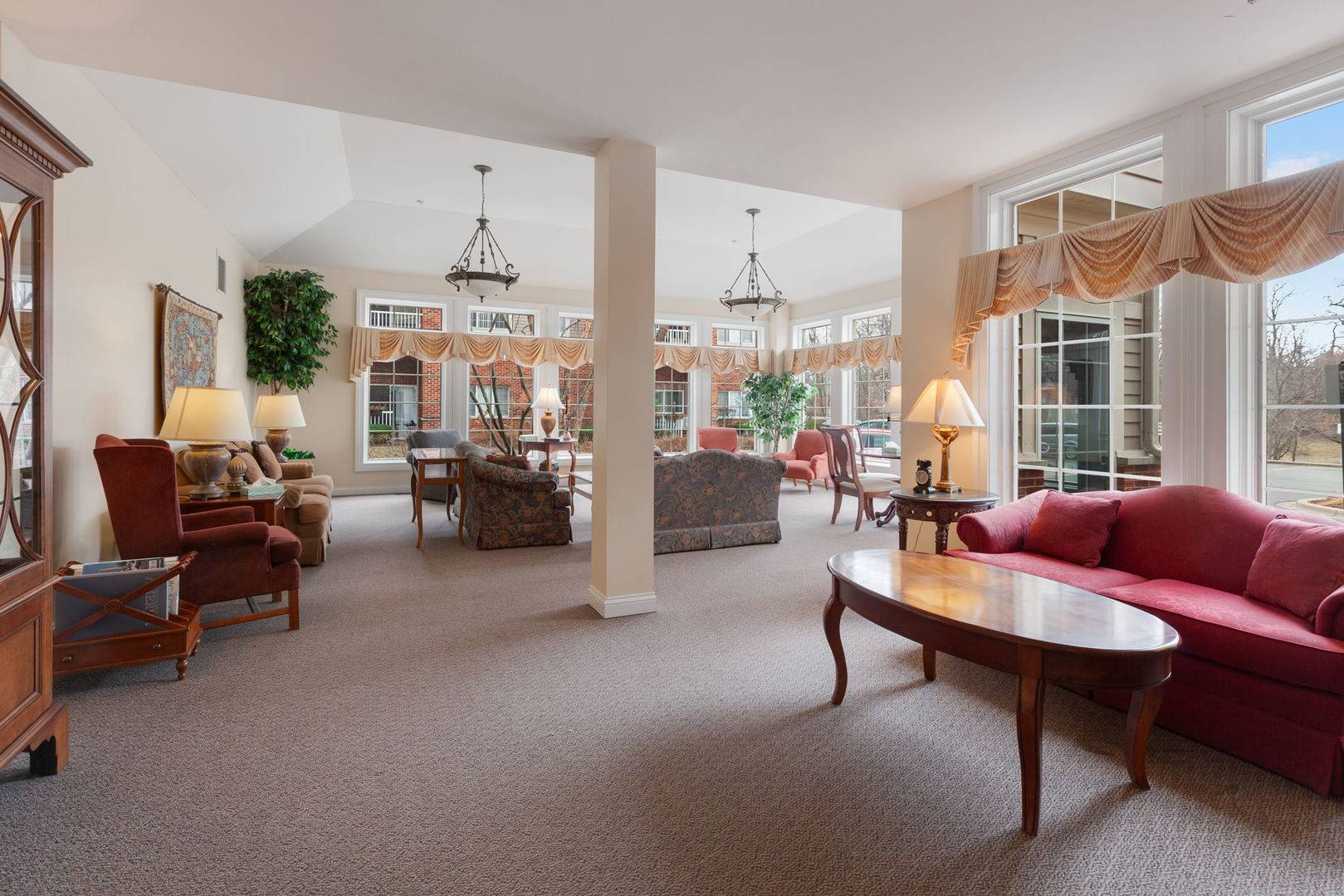 801 N Mclean BLVD #222, Elgin, IL 60123