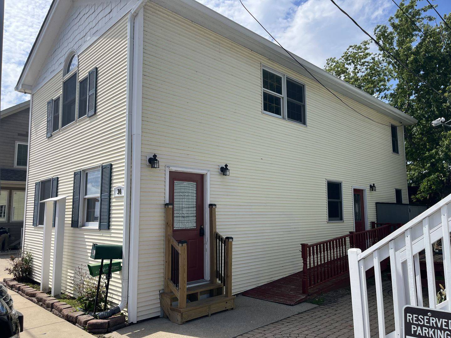 34 W Grand AVE #102, Fox Lake, IL 60020