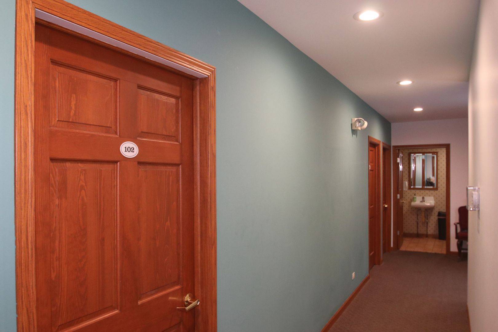 34 W Grand AVE #102, Fox Lake, IL 60020