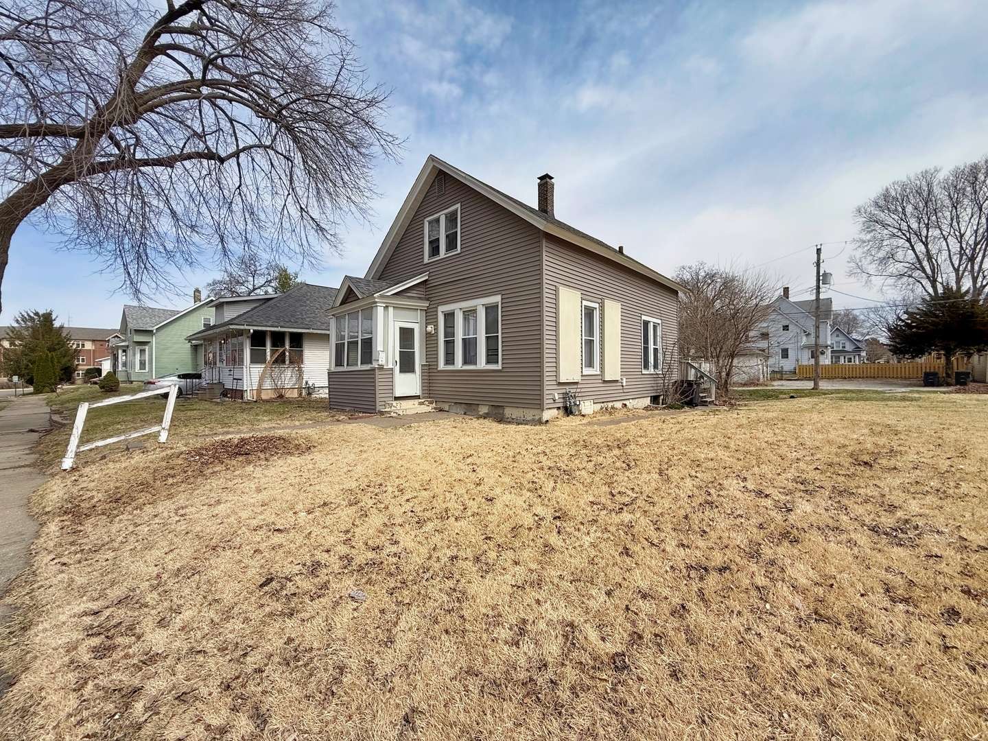 1125 37th ST, Rock Island, IL 61201