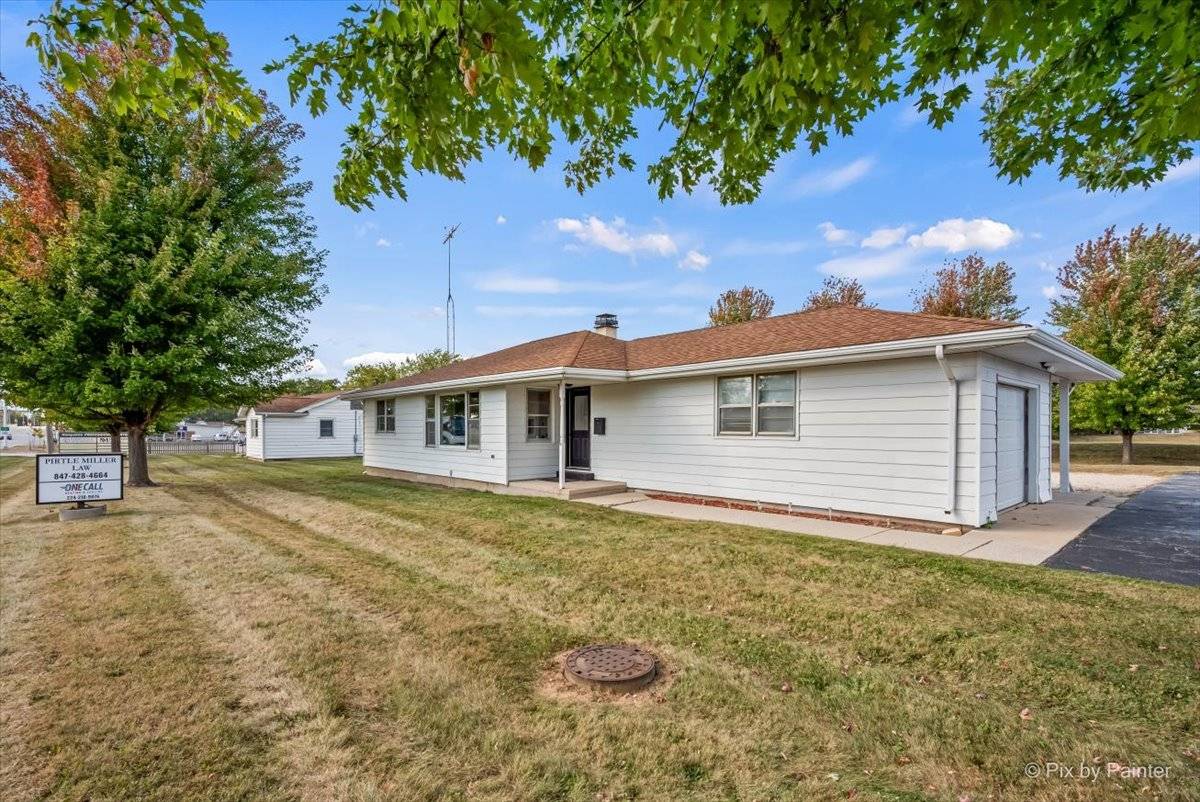 124 E Oak Knoll DR, Hampshire, IL 60140