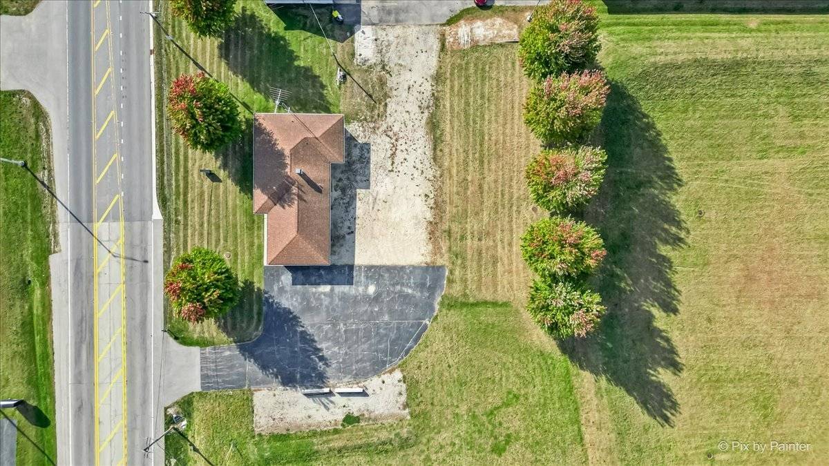 124 E Oak Knoll DR, Hampshire, IL 60140