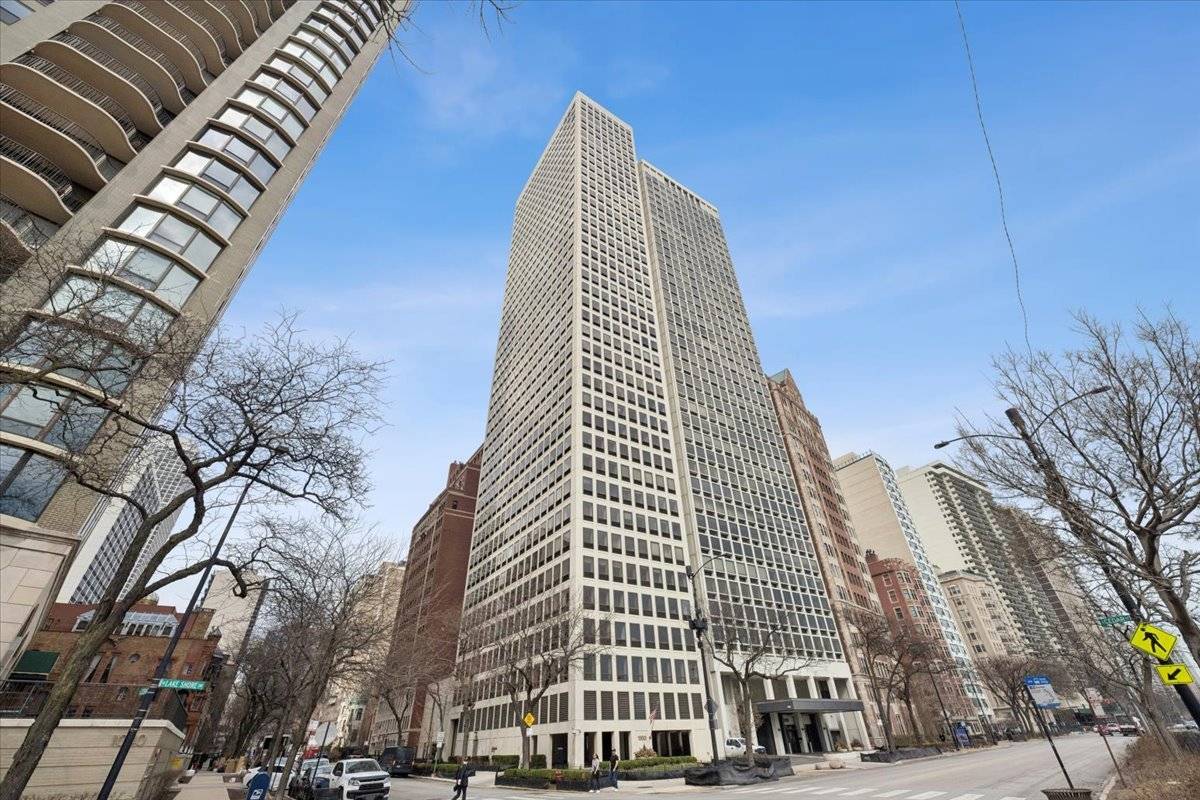 1100 N LAKE SHORE DR #7B, Chicago, IL 60611