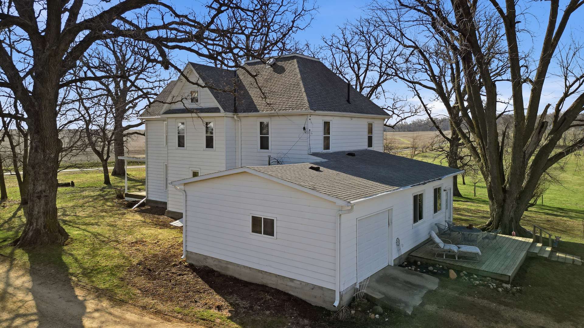 2812 S Brookville RD, Polo, IL 61064