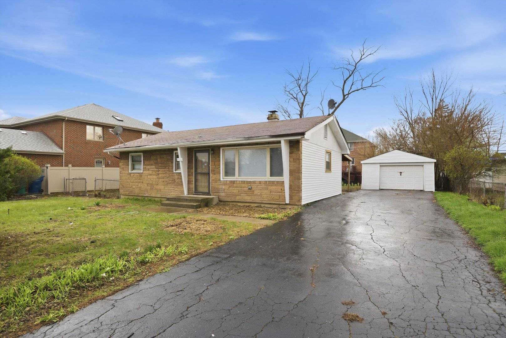 8516 Austin AVE, Burbank, IL 60459