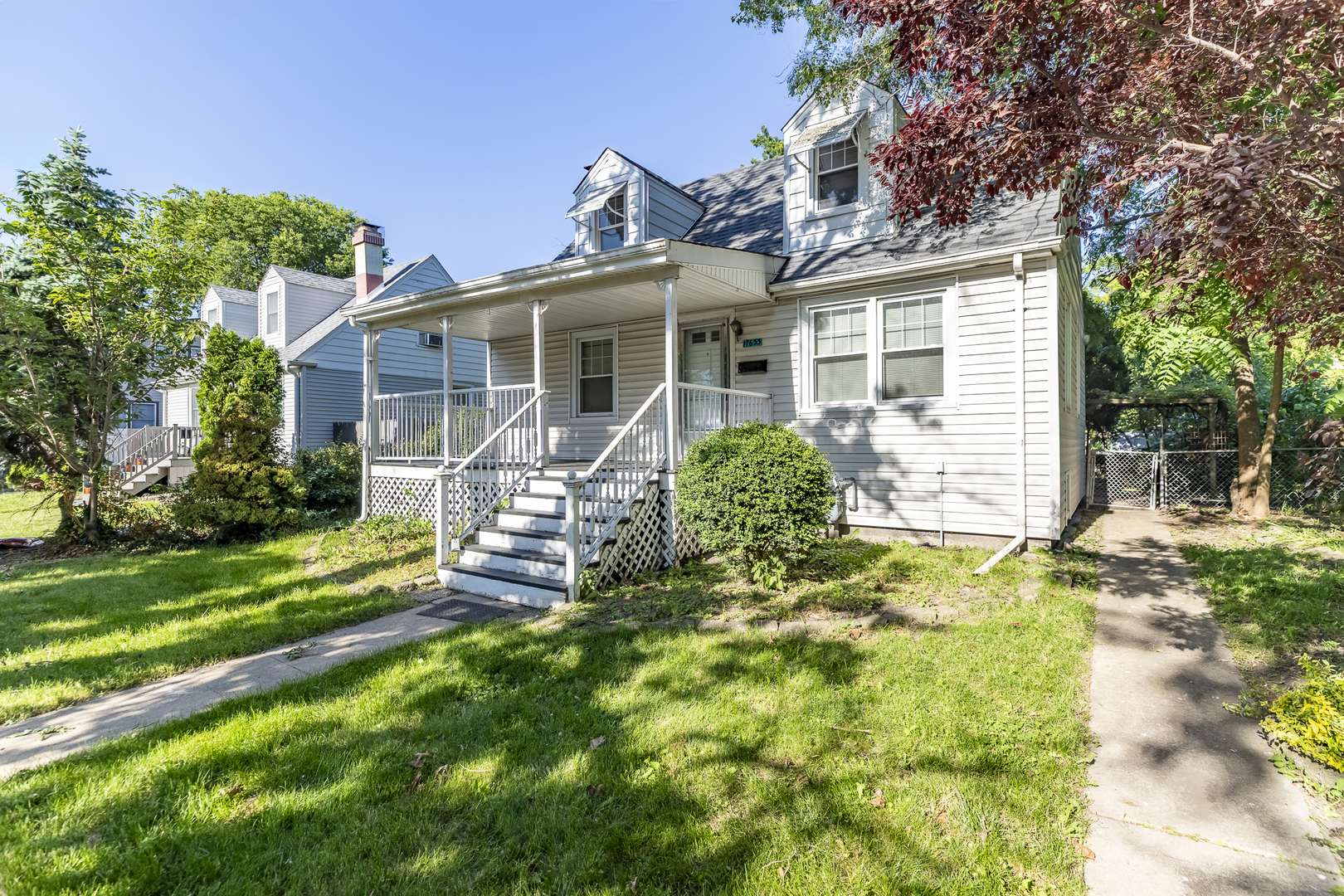 17633 Roy ST, Lansing, IL 60438