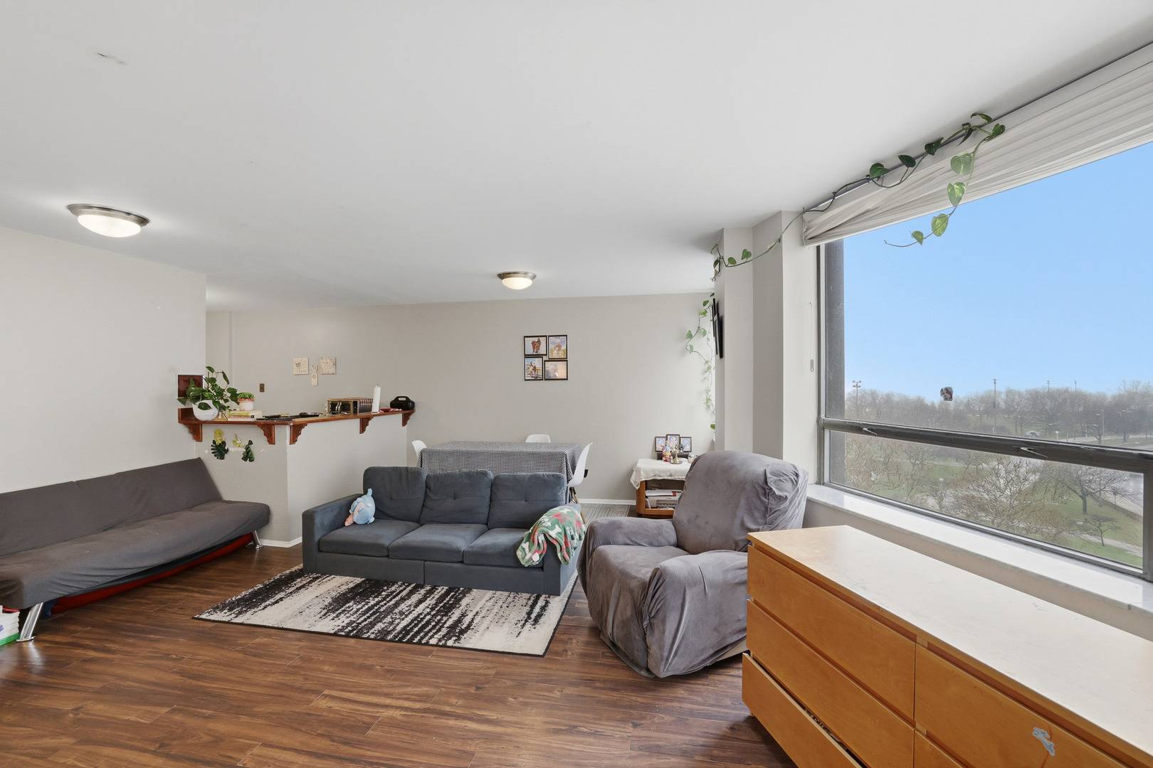 5701 N Sheridan RD #7E, Chicago, IL 60660