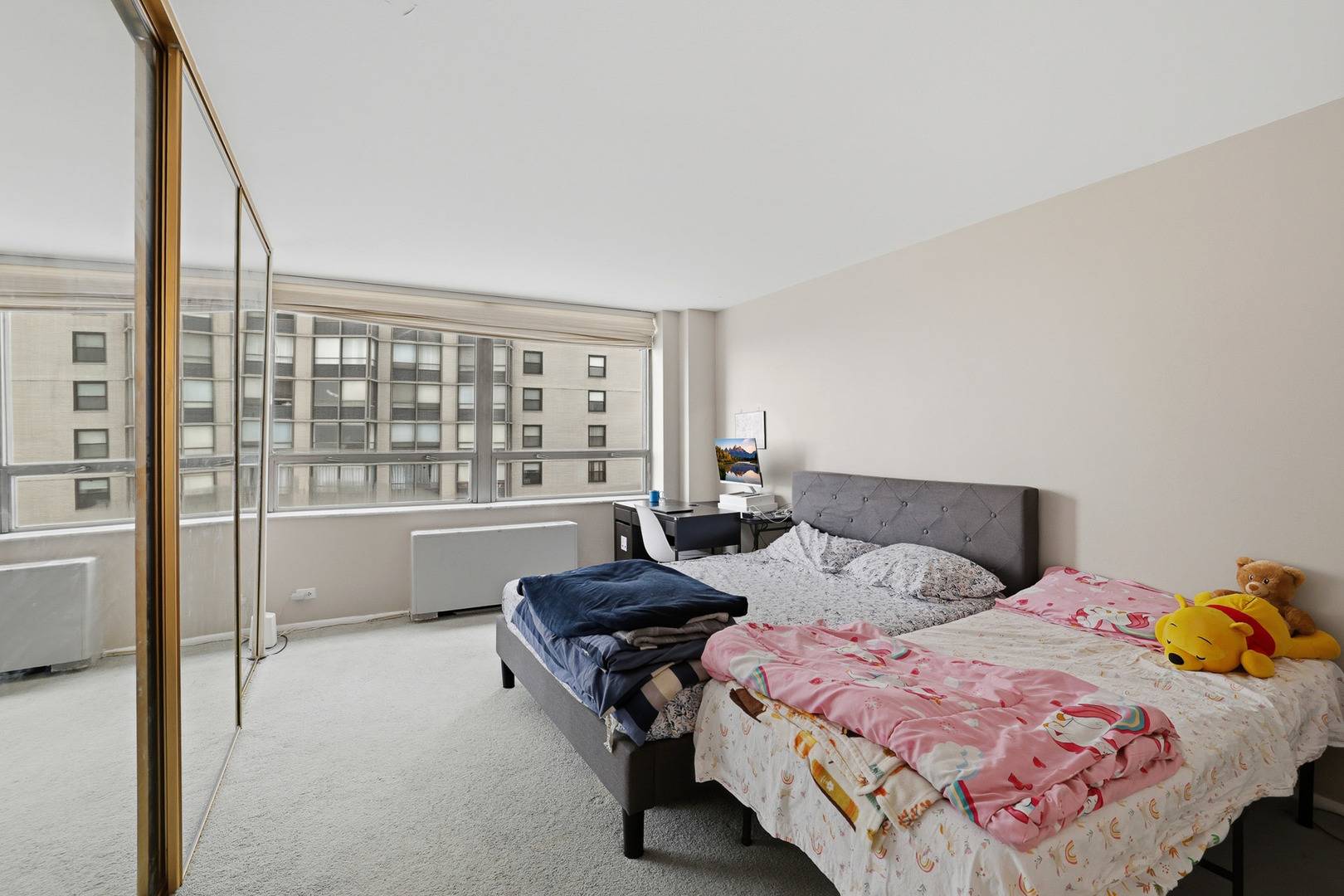 5701 N Sheridan RD #7E, Chicago, IL 60660